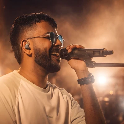 Sarath Sande (Live) mp3 songSarath Sande (Live) lyrics and karaoke